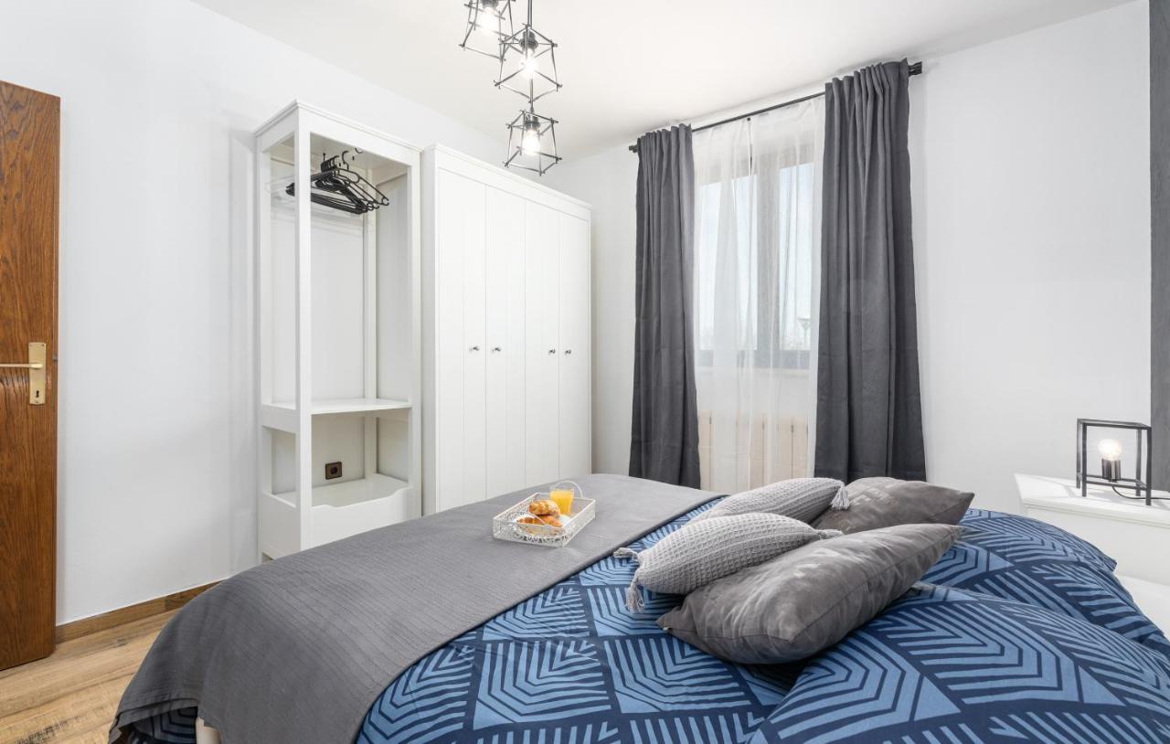 Apartments Ariana Umag Bagian luar foto